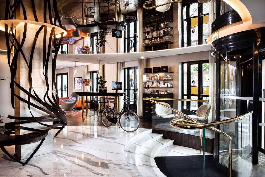 67c6b692ecd52285b2aeea9b_Lobby 2 – Terrass Hotel Montmartre Paris