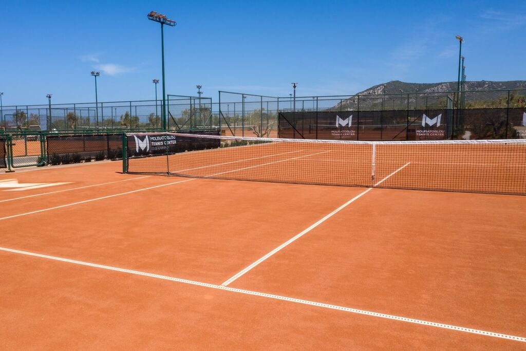 wi-klxwi-mouratoglou-tennis-center-70524_Classic-Hor